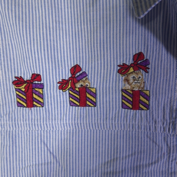 Solutions Kitten Present StripeButton Down Shirt Size M Vintage Embroidered Cats - Picture 3 of 8